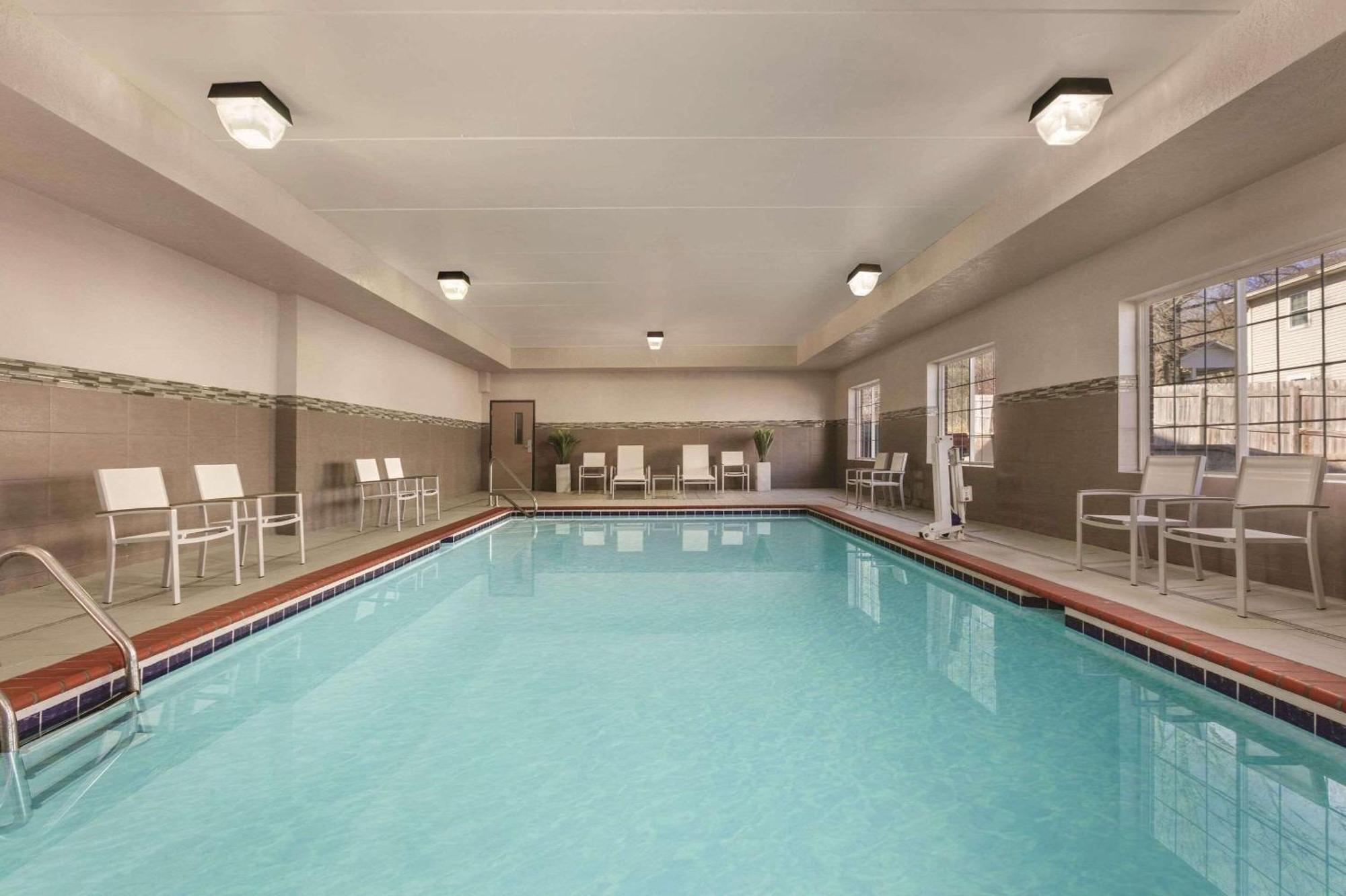 Country Inn & Suites By Radisson, London, Ky Buitenkant foto